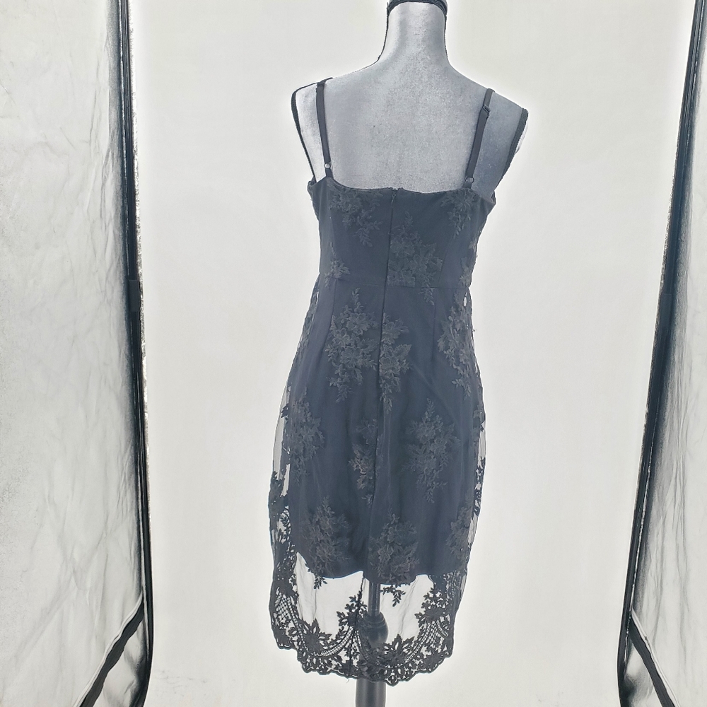 ♧♧  Guess Night Out Asymetrical Hem Sleeveless Lace Dress Size 6 - Picture 14 of 15
